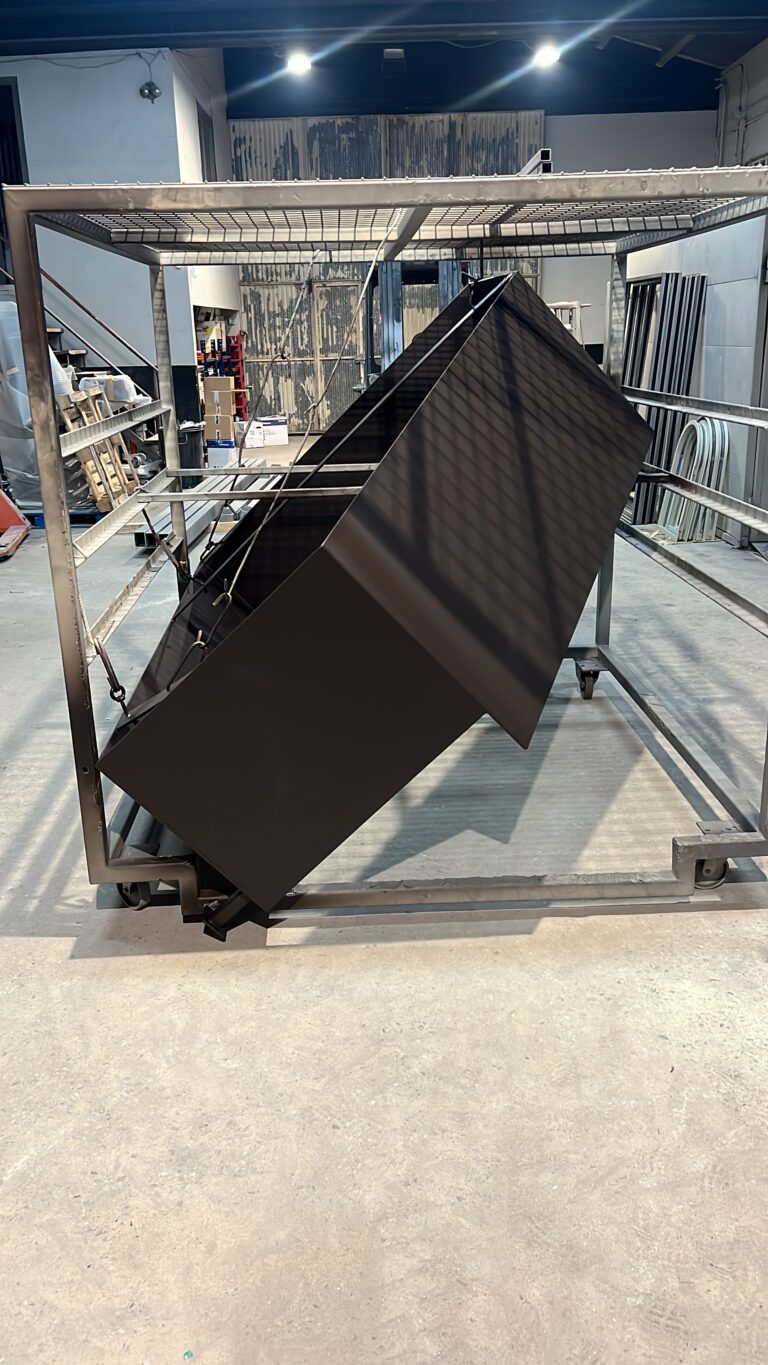 Lacado industrial para superficies metálicas