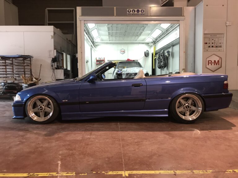 Pintores industriales para coches con acabados de alta calidad y personalización exclusiva